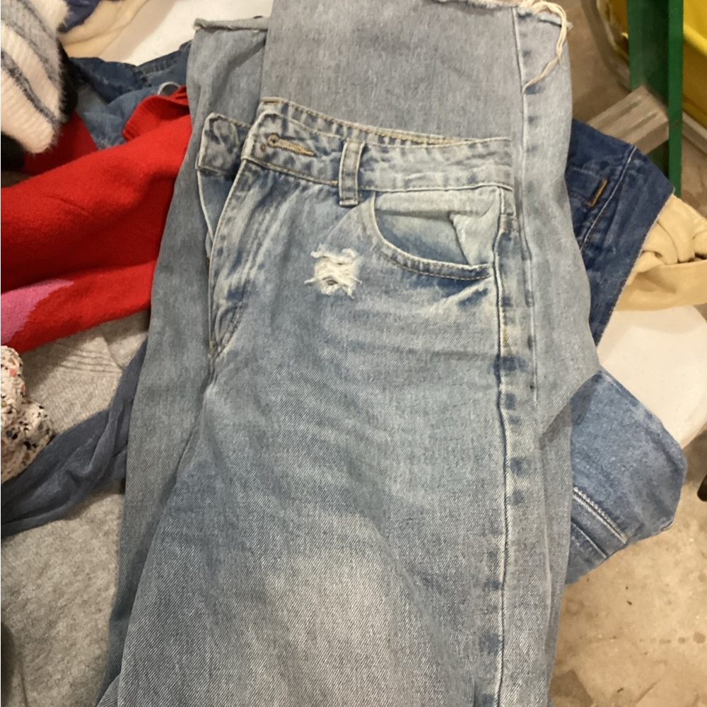 SHEIN Light Blue Denim Jeans